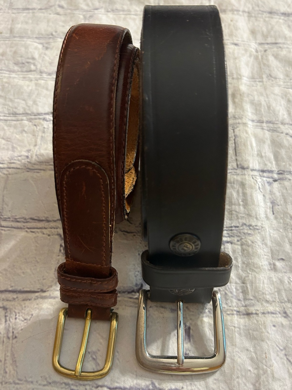 JAY PEE SOLID BRASS SILVER TONE BLACK CHANGEABLE BUCKLE & BROWN VTG LEATHER BELT